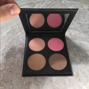 🌺 HP 🌺 ISH Contour Kit Light/Medium